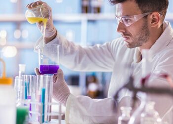 Tackling Risks Associated with Hazardous Chemicals in Laboratory Environments