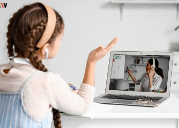 Maximizing Learning Through an Online Tutor: Strategies, Benefits, and Best Practices